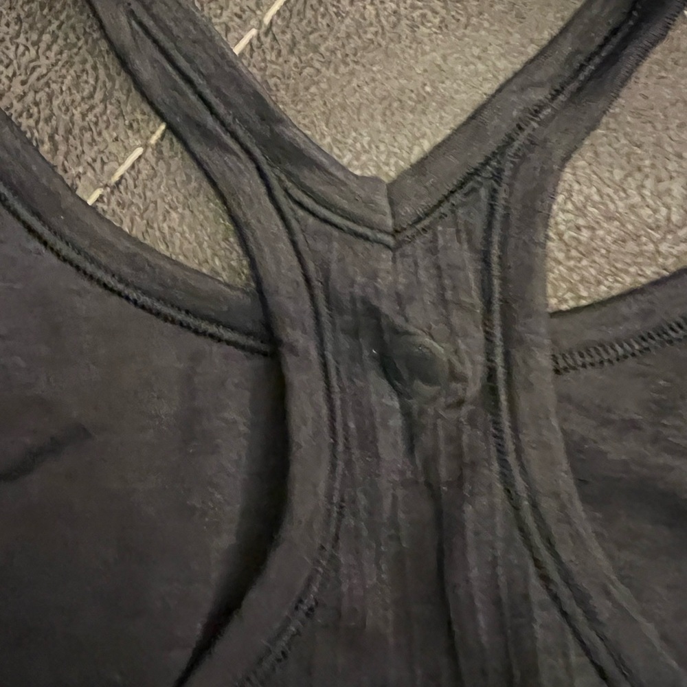 Lululemon. Tank